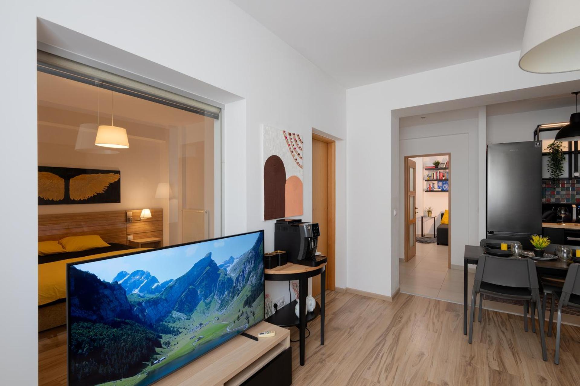 Airport Rin Nord Residence Apartment - Self Check-In 오토페니 외부 사진